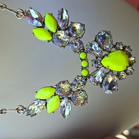 J Crew Gold (Brass Tone ?) and Neon Green Statement Crystal Necklace - Picture 3 of 13